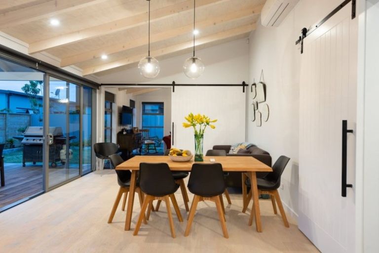 Photo of property in 17 Awatira Drive, Papamoa Beach, Papamoa, 3118