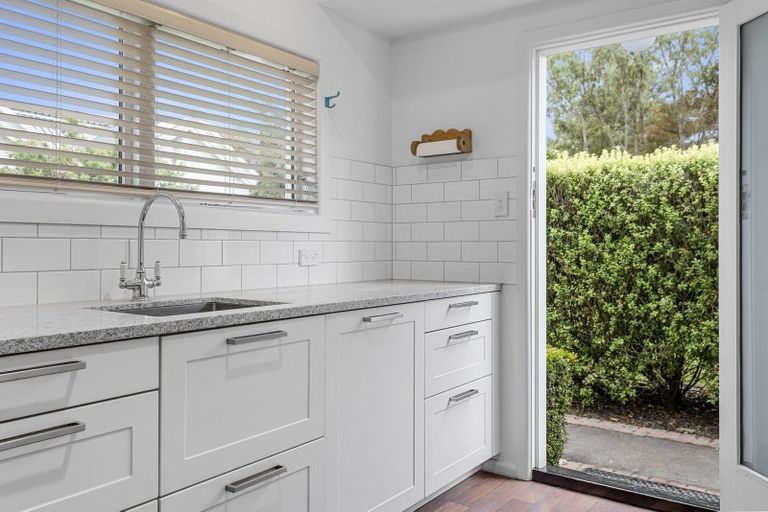 Photo of property in 4/135 Aikmans Road, Merivale, Christchurch, 8014