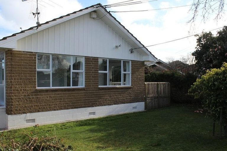 Photo of property in 1/10 Harding Avenue, Mount Wellington, Auckland, 1072