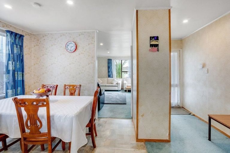 Photo of property in 1 Banyan Drive, Totara Heights, Auckland, 2105