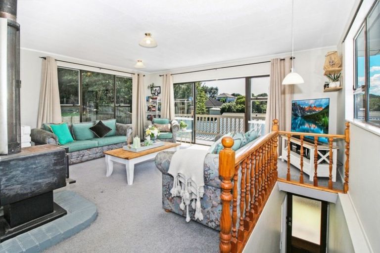 Photo of property in 28 Moulton Street, Moturoa, New Plymouth, 4310