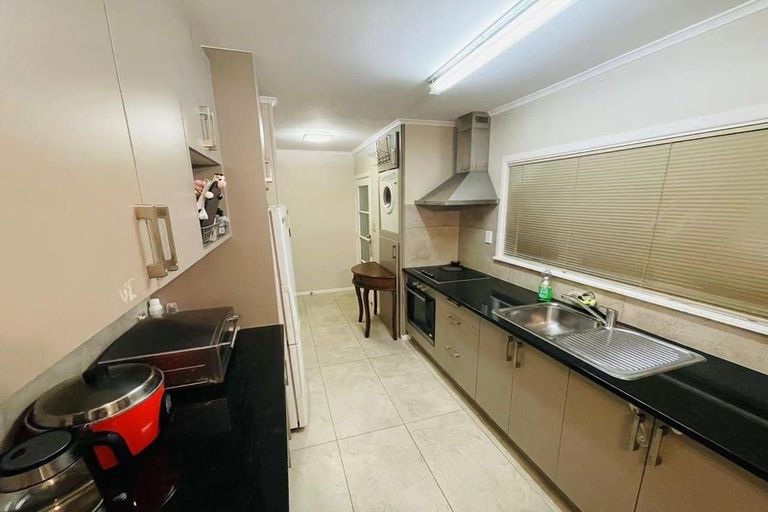 Photo of property in 101 Stanley Road, Glenfield, Auckland, 0629