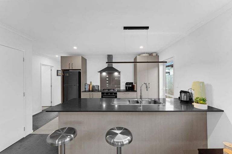 Photo of property in 101 Kuaka Drive, Takanini, 2112