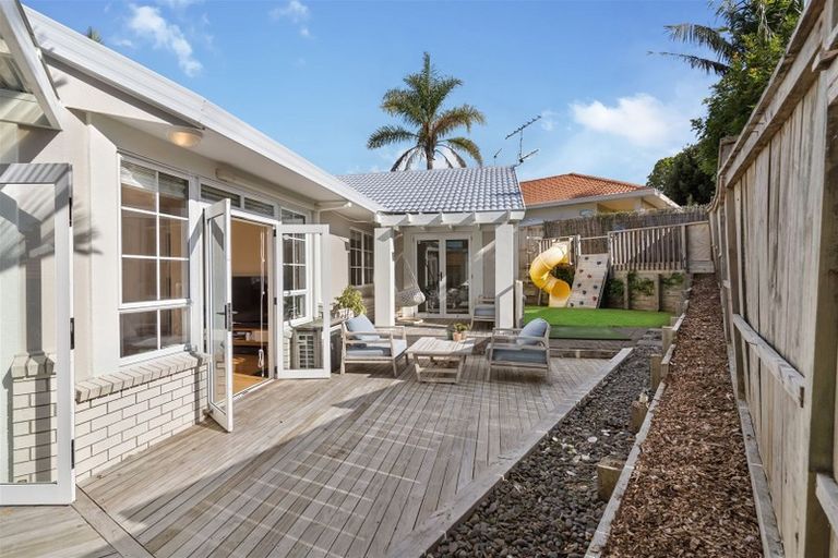 Photo of property in 13 Westminster Gardens, Unsworth Heights, Auckland, 0632