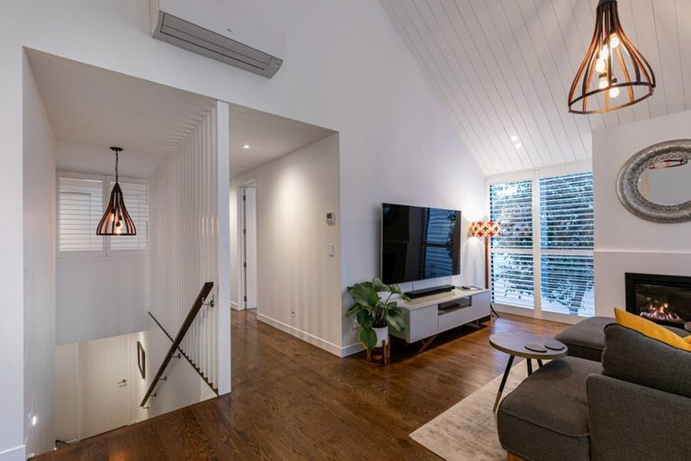 Photo of property in 7 Airmens Lane, Hobsonville, Auckland, 0616