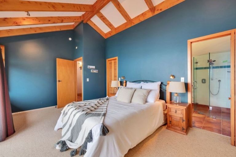 Photo of property in 14 Oceana Heights, Tairua, 3508