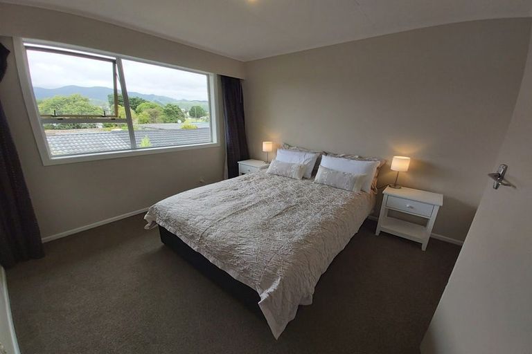 Photo of property in 37 Tui Road, Raumati Beach, Paraparaumu, 5032