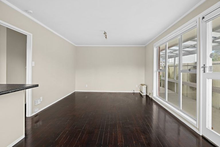 Photo of property in 17 Helvetia Drive, Browns Bay, Auckland, 0630