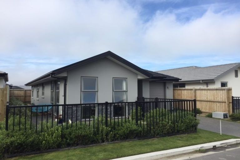 Photo of property in 6 Capil Court, Halswell, Christchurch, 8025