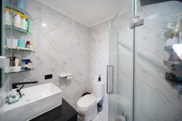 Photo of property in 34a Cramond Drive, Mangere East, Auckland, 2024