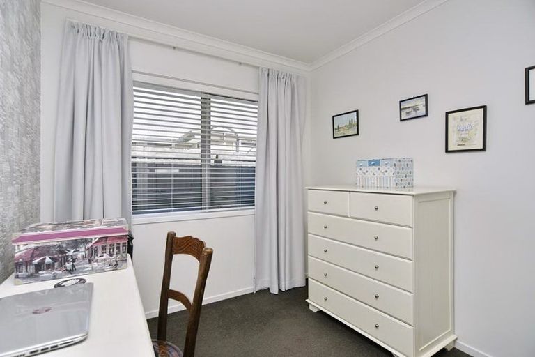 Photo of property in 30 Taiore Crescent, Marshland, Christchurch, 8083