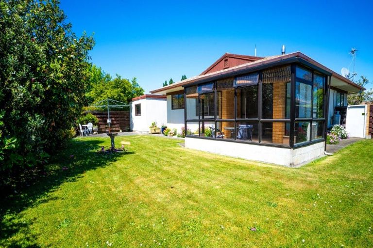 Photo of property in 3/2 Bill Ashcroft Grove, Havelock North, 4130