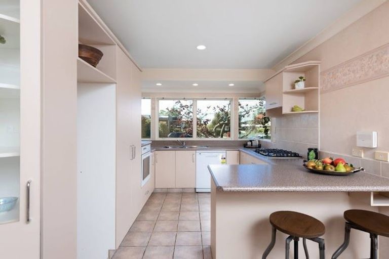 Photo of property in 17 Lilac Place, Otumoetai, Tauranga, 3110