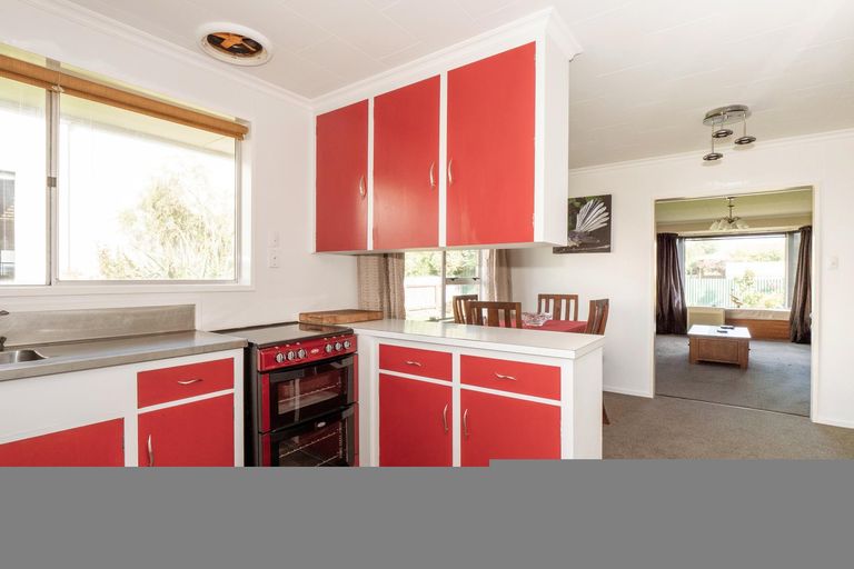 Photo of property in 25b Leonard Street, Waimate, 7924