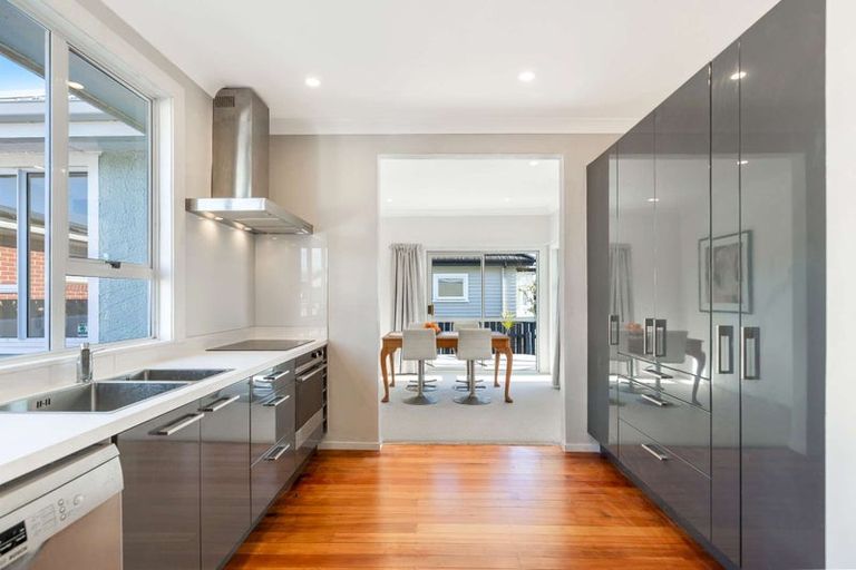 Photo of property in 186 Bath Street, Levin, 5510