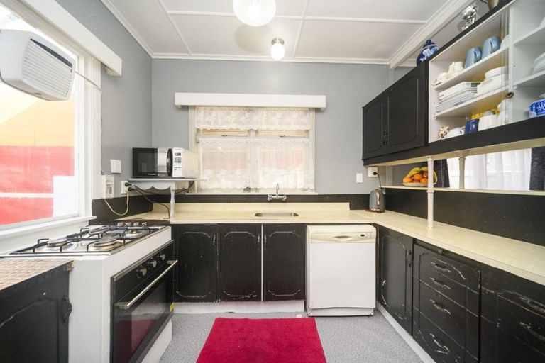 Photo of property in 698 Pioneer Highway, Takaro, Palmerston North, 4412