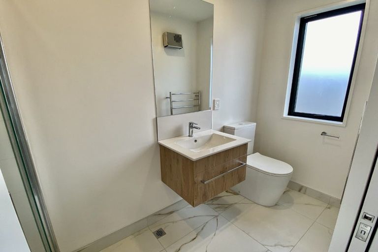 Photo of property in 2/16 Smith Street, Woolston, Christchurch, 8062