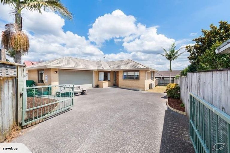 Photo of property in 8a Mcleod Road, Henderson, Auckland, 0612