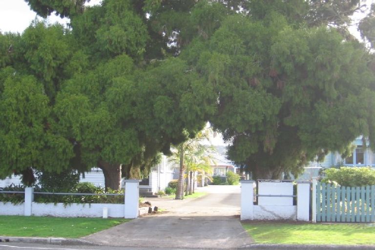 Photo of property in 33 Mains Avenue, Kensington, Whangarei, 0112