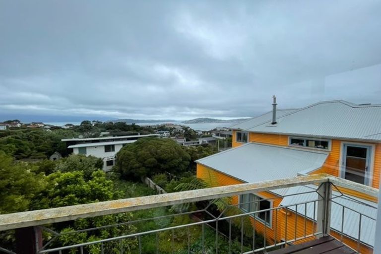 Photo of property in 34 Mandalay Terrace, Khandallah, Wellington, 6035