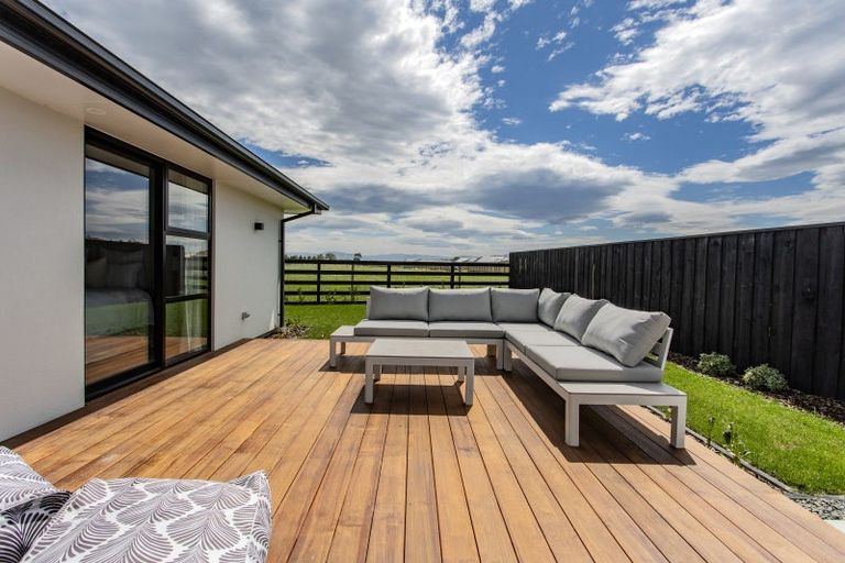 Photo of property in 31 Crossley Avenue, Woodend, 7610