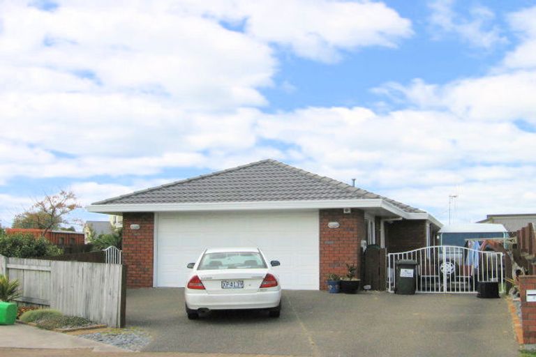 Photo of property in 21 Larisa Grove, Papamoa Beach, Papamoa, 3118
