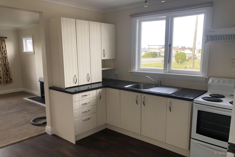 Photo of property in 37 Wilkin Street, Waimate, 7924