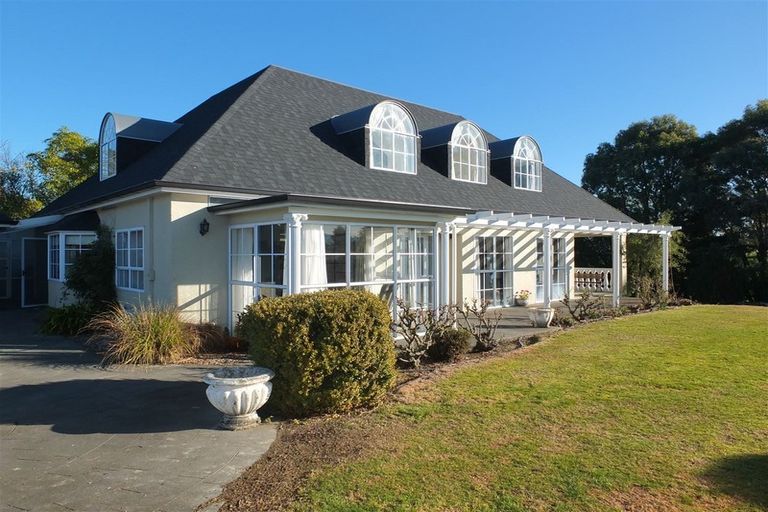 Photo of property in 11 Hillview Place, Pleasant Point, 7903