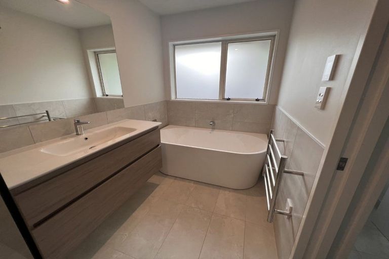 Photo of property in 37b Highsted Road, Bishopdale, Christchurch, 8053