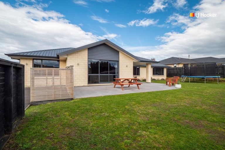 Photo of property in 74 Grandvista Drive, Green Island, Dunedin, 9018