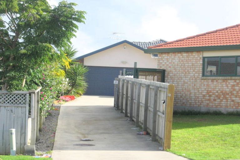 Photo of property in 12 Senator Drive, Manurewa, Auckland, 2105