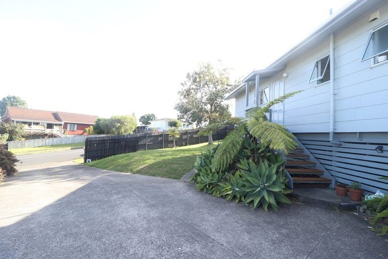 Photo of property in 7 Elizabeth Drive, West Harbour, Auckland, 0618