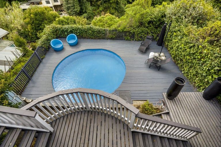 Photo of property in 11a Colenso Avenue, Hospital Hill, Napier, 4110