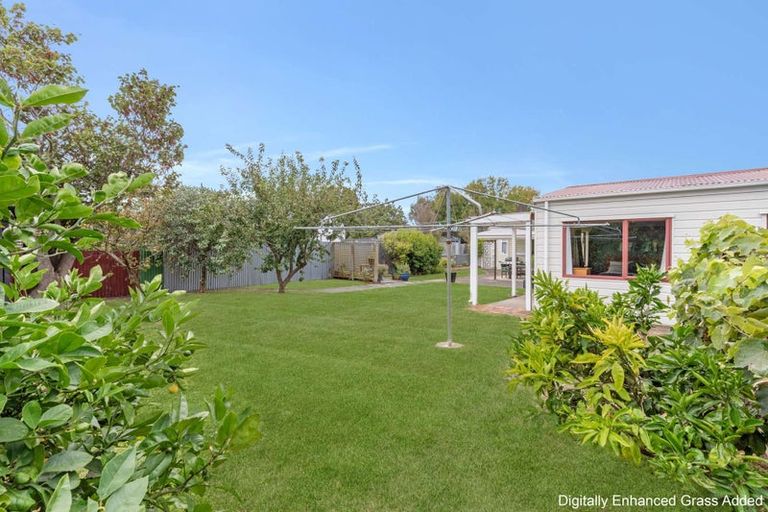 Photo of property in 21 Moore Avenue, Tawhero, Whanganui, 4501
