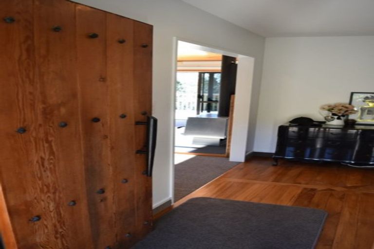 Photo of property in 8 Brenton Place, Whangamata, 3691