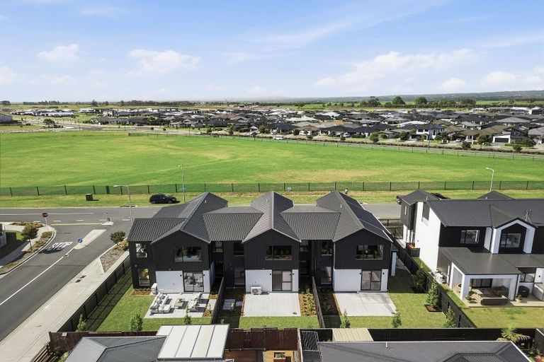 Photo of property in 25 Carronade Street, Papamoa Beach, Papamoa, 3118