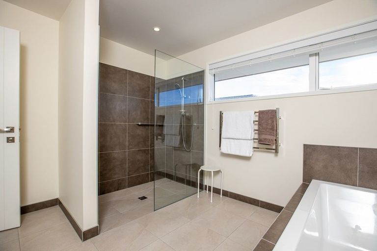 Photo of property in 11 Maple Grove, Solway, Masterton, 5810