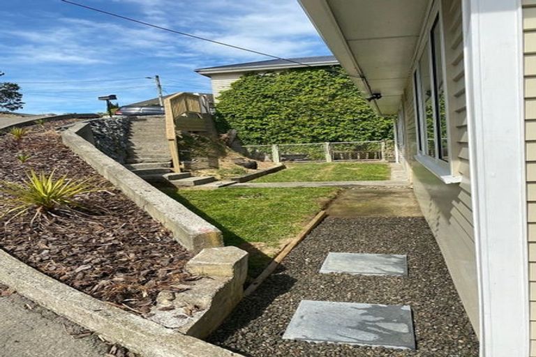 Photo of property in 38 Dominion Park Street, Johnsonville, Wellington, 6037