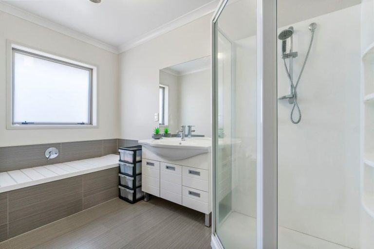 Photo of property in 121 Solomon Street, Brookfield, Tauranga, 3110