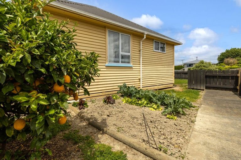 Photo of property in 30 Lucas Street, Riversdale, Blenheim, 7201