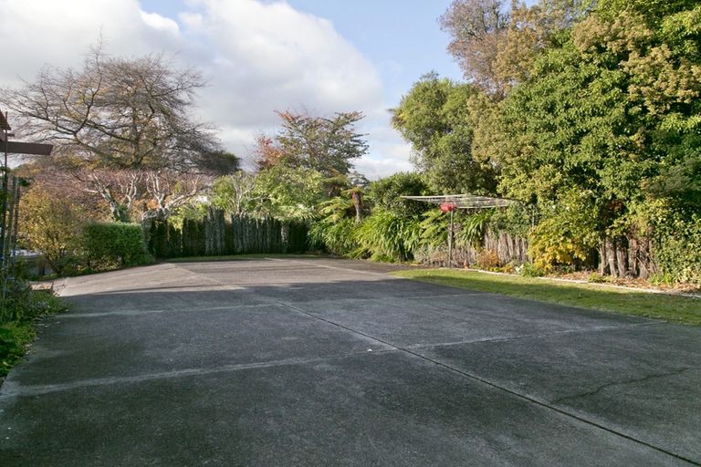 Photo of property in 354 Lake Terrace, Two Mile Bay, Taupo, 3330