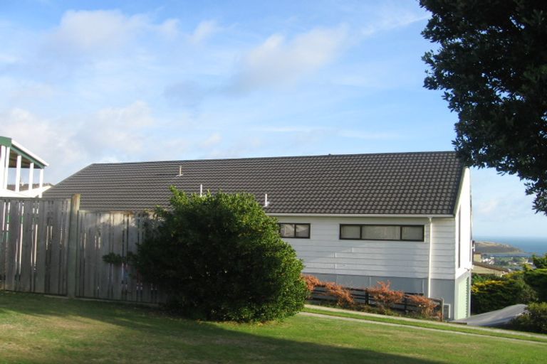 Photo of property in 22 Mercury Way, Whitby, Porirua, 5024