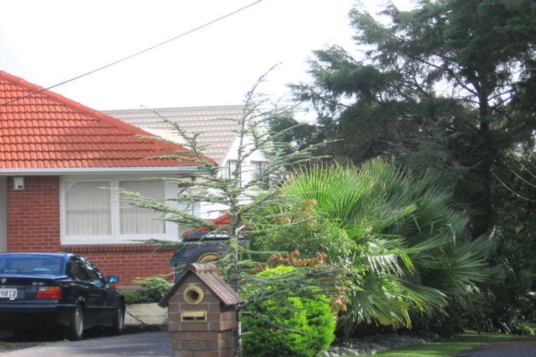 Photo of property in 30b James Laurie Street, Henderson, Auckland, 0612