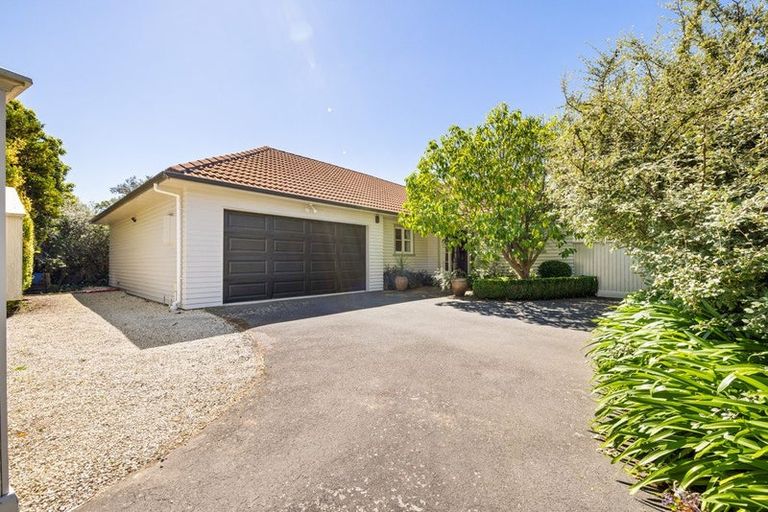 Photo of property in 100 Brookside Terrace, Bryndwr, Christchurch, 8053