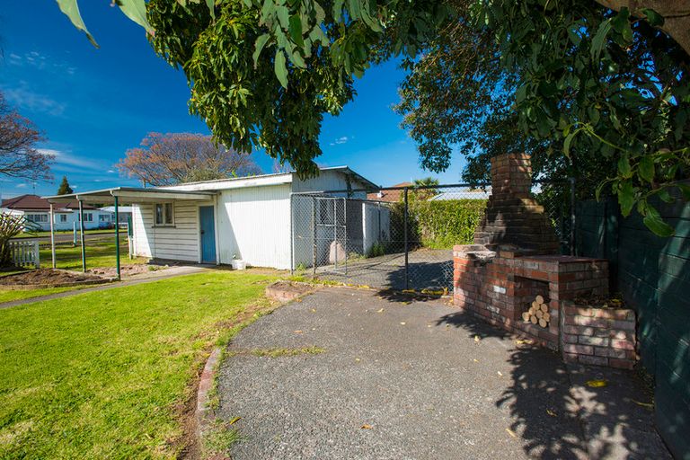 Photo of property in 2 Redmond Street, Elgin, Gisborne, 4010