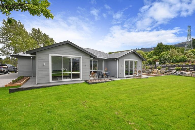 Photo of property in 8 Redwoods Lane, Helensburgh, Dunedin, 9010