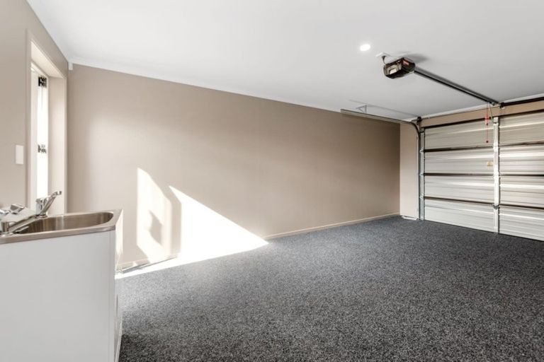 Photo of property in 36 Hills View Drive, Papamoa, 3118