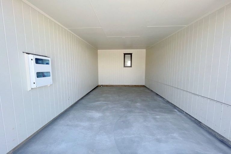 Photo of property in 2/4 Searancke Place, Fairfield, Hamilton, 3214