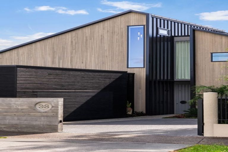 Photo of property in 33 Hanene Street, Saint Heliers, Auckland, 1071