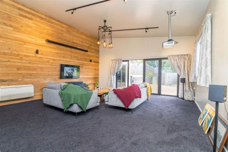 Photo of property in 10 Kohu Place, Halfway Bush, Dunedin, 9010